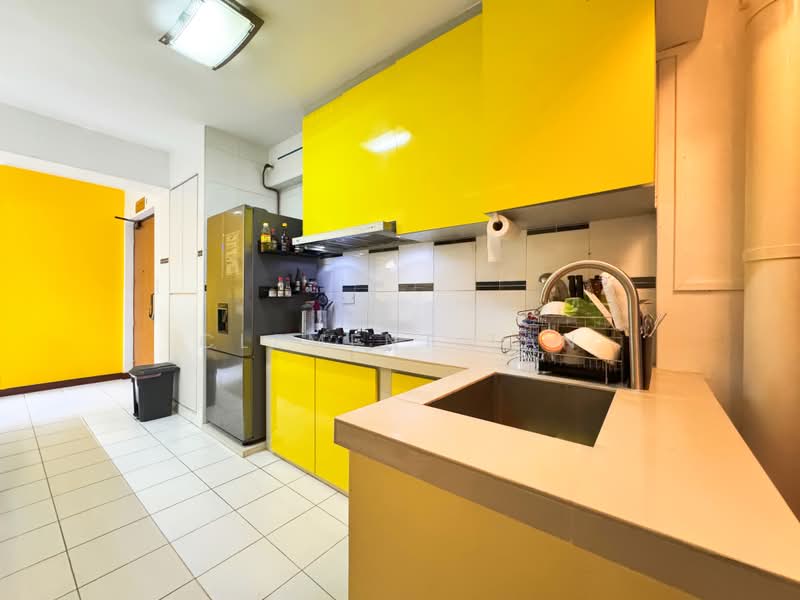 430B Yishun Avenue 11, 430B Yishun Avenue 11, 3 Bedrooms, 990 sqft, HDB Flat For Sale, by Clement Tan, 500167122 - Kitchen - PropertyGuru.com.sg