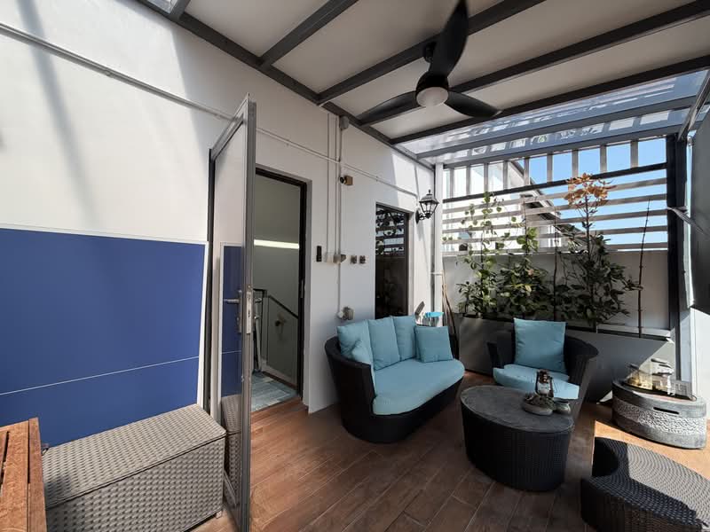 ⭐️⭐️LANDED7772@ $3.xM Freehold 5BR Ensuite with Lift D15 Terrace 1km Tao Nan, Telok Kurau, 5 Bedrooms, 3,550 sqft, Terraced House For Sale, by Ivan Chng, 500167130 - Balcony - PropertyGuru.com.sg