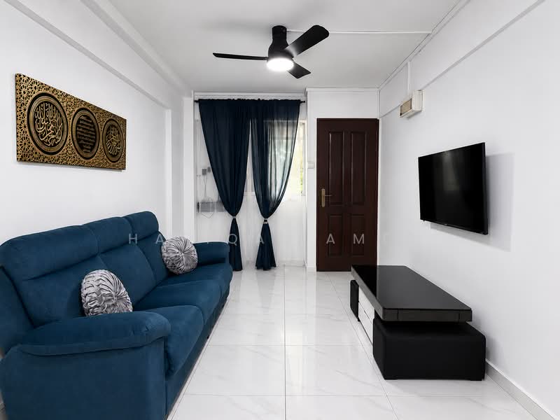 533 Bedok North Street 3, 533 Bedok North Street 3, 2 Bedrooms, 732 sqft, HDB Flat For Sale, by Hafiqal Amer, 500167131 - Living Room - PropertyGuru.com.sg