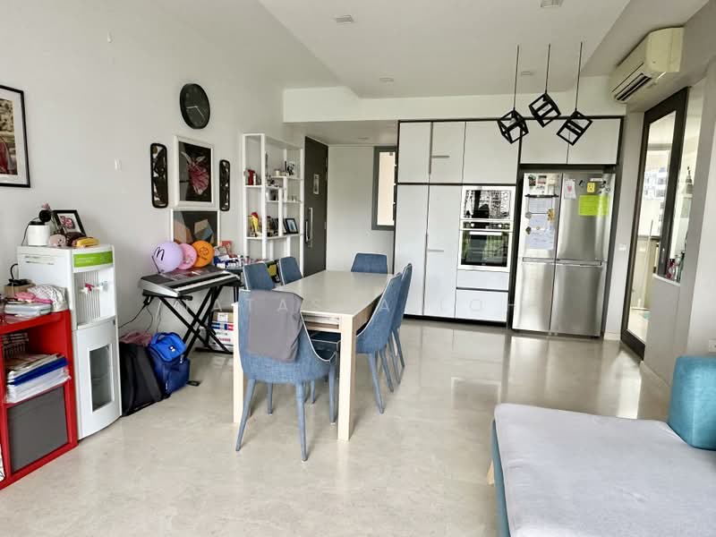 RiverTrees Residences, 21 Fernvale Close, 4 Bedrooms, 1,206 sqft, Condominium For Sale, by Natasha Loh, 500167136 - Living Room - PropertyGuru.com.sg