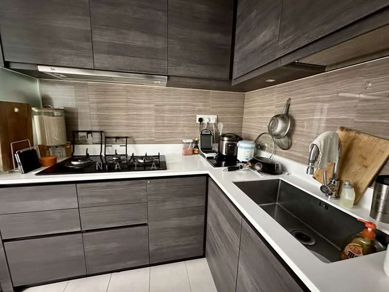 RiverTrees Residences, 21 Fernvale Close, 4 Bedrooms, 1,206 sqft, Condominium For Sale, by Natasha Loh, 500167136 - Kitchen - PropertyGuru.com.sg