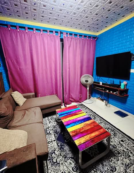 347A Yishun Avenue 11, 347A Yishun Avenue 11, 2 Bedrooms, 721 sqft, HDB Flat For Sale, by Ethan Goh, 500167140 - Living Room - PropertyGuru.com.sg