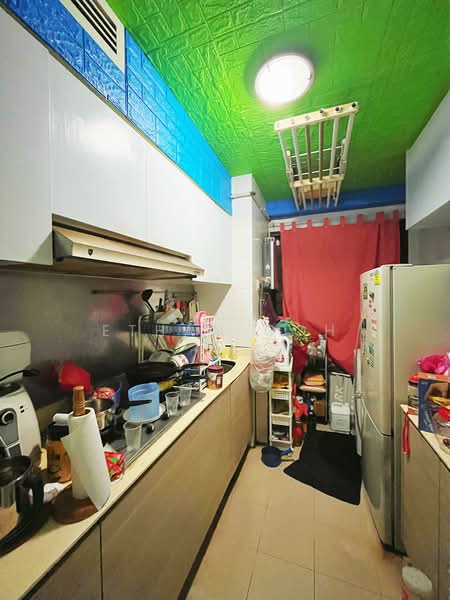347A Yishun Avenue 11, 347A Yishun Avenue 11, 2 Bedrooms, 721 sqft, HDB Flat For Sale, by Ethan Goh, 500167140 - Kitchen - PropertyGuru.com.sg