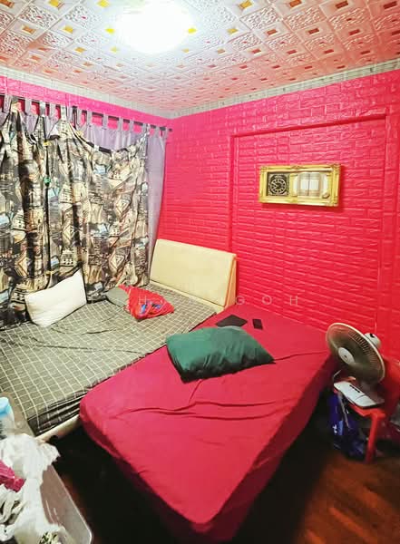 347A Yishun Avenue 11, 347A Yishun Avenue 11, 2 Bedrooms, 721 sqft, HDB Flat For Sale, by Ethan Goh, 500167140 - Master Bedroom - PropertyGuru.com.sg