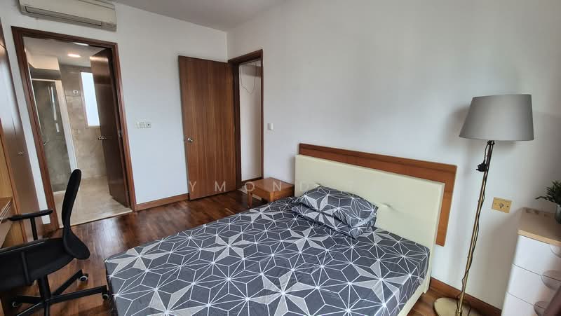 Burlington Square, 175 Bencoolen Street, Room Rental, 220 sqft, Apartment For Rent, by Raymond Tay, 500167145 - Bedroom - PropertyGuru.com.sg