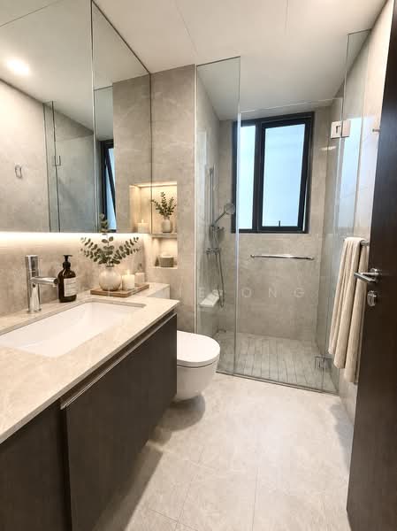 JadeScape, 12 Shunfu Road, 4 Bedrooms, 1,647 sqft, Condominium For Sale, by Debbie Ong, 500167148 - Bathroom - PropertyGuru.com.sg