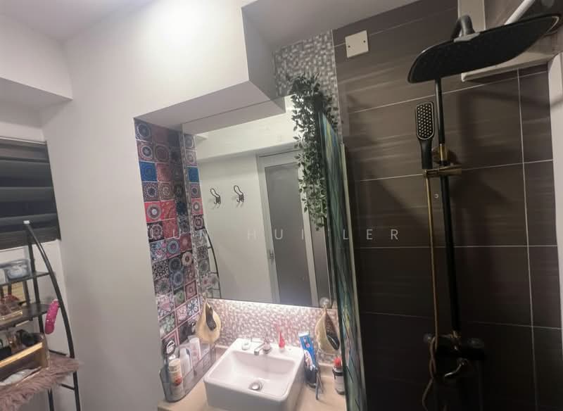 686C Choa Chu Kang Crescent, 686C Choa Chu Kang Crescent, 3 Bedrooms, 915 sqft, HDB Flat For Sale, by Jun Hui LER, 500167160 - Bathroom - PropertyGuru.com.sg