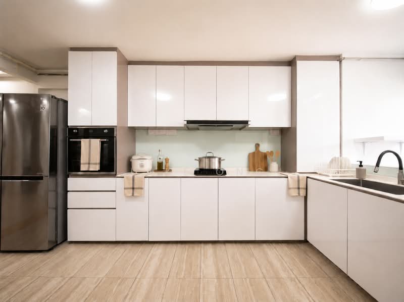 525 Bedok North Street 3, 525 Bedok North Street 3, 2 Bedrooms, 721 sqft, HDB Flat For Sale, by Jake Ong, 500167162 - Kitchen - PropertyGuru.com.sg