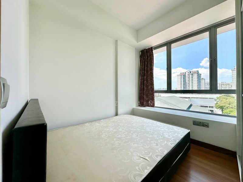Cosmo, 18 Guillemard Crescent, 2 Bedrooms, 667 sqft, Condominium For Sale, by Wes Zhang, 500167178 - Bedroom - PropertyGuru.com.sg