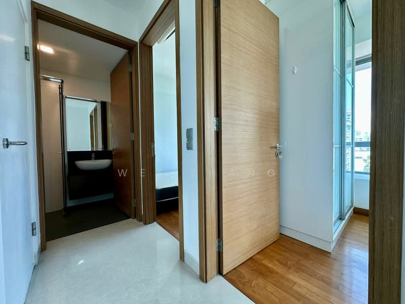 Cosmo, 18 Guillemard Crescent, 2 Bedrooms, 667 sqft, Condominium For Sale, by Wes Zhang, 500167178 - Bathroom - PropertyGuru.com.sg