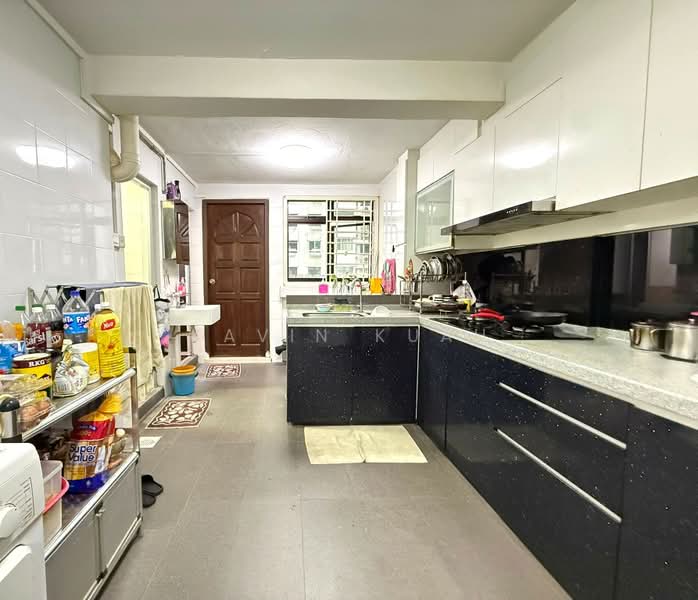 163 Stirling Road, 163 Stirling Road, 2 Bedrooms, 710 sqft, HDB Flat For Sale, by Kavin Kuah, 500167188 - Kitchen - PropertyGuru.com.sg