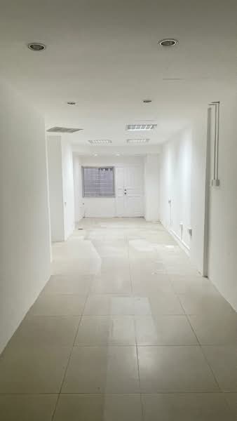 Clementi HDB Shophouse, , 750 sqft, Shop / Shophouse For Rent, by Paul Lim, 500167196 - Interior - CommercialGuru.com.sg