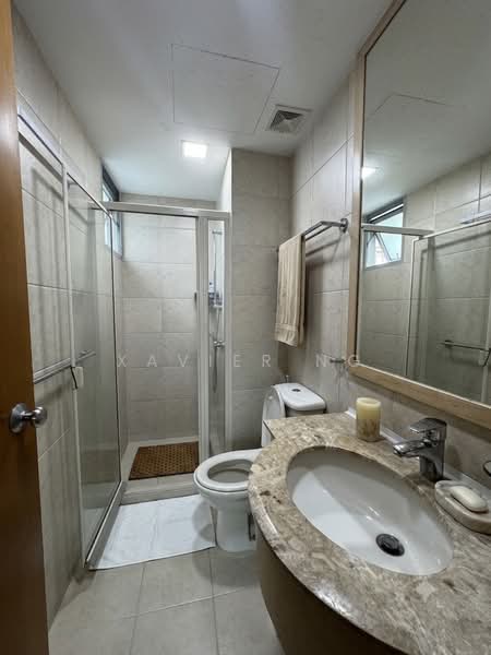 Hillview Regency, 26 Bukit Batok East Avenue 2, 4 Bedrooms, 1,195 sqft, Condominium For Sale, by Xavier Ng, 500167201 - Bathroom - PropertyGuru.com.sg