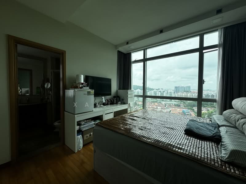 Hillview Regency, 26 Bukit Batok East Avenue 2, 4 Bedrooms, 1,195 sqft, Condominium For Sale, by Xavier Ng, 500167201 - Bedroom - PropertyGuru.com.sg