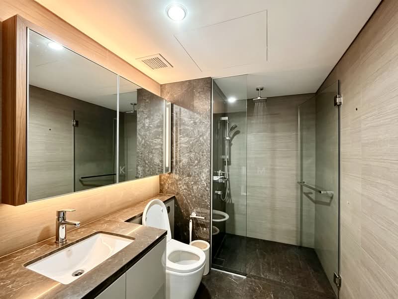 Parc Esta, 912 Sims Avenue, 1 Bedroom, 452 sqft, Condominium For Rent, by Kyean Lim, 500167204 - Bathroom - PropertyGuru.com.sg