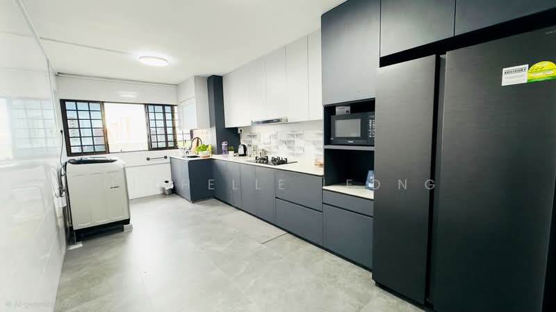 352 Hougang Avenue 7, 352 Hougang Avenue 7, 3 Bedrooms, 980 sqft, HDB Flat For Sale, by Michelle Leong, 500167208 - Kitchen - PropertyGuru.com.sg
