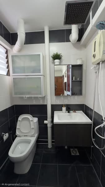 352 Hougang Avenue 7, 352 Hougang Avenue 7, 3 Bedrooms, 980 sqft, HDB Flat For Sale, by Michelle Leong, 500167208 - Bathroom - PropertyGuru.com.sg
