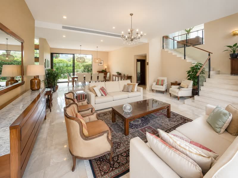 ⭐️ELEGANT DETACHED SANCTUARY @ GCBA RAFFLES PARK | 1 KM OF RGPS | VERY WIDE FRONTAGE | RENOVATED ⭐️, Oriole Crescent Ash Cassia Sunset Pine Linden Vanda Eng Neo Greenmead Greenview Greenpark Hillcrest Watten Shelford Senandong Swiss Club Binjai Kampong Chantek Chee Hoon Camden Kheam Hock Trevose Camborne Narooma Dalkeith Harlyn Berrima Merryn Tudor, 7 Bedrooms, 15,000 sqft, Detached House For Sale, by Damian Tan 陈係赈, 500167216 - Living - PropertyGuru.com.sg