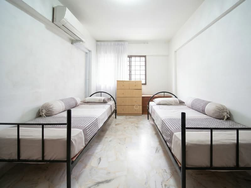 112 Bukit Batok West Avenue 6, 112 Bukit Batok West Avenue 6, 3 Bedrooms, 1,141 sqft, HDB Flat For Sale, by Jake Ong, 500167219 - Bedroom - PropertyGuru.com.sg