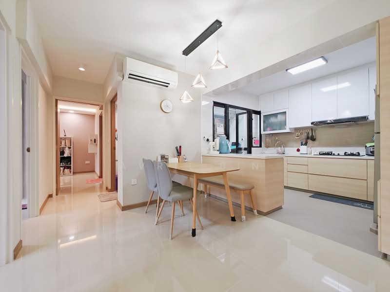810A Choa Chu Kang Avenue 7, 810A Choa Chu Kang Avenue 7, 3 Bedrooms, 1,001 sqft, HDB Flat For Sale, by Avril Bin, 500167222 - Kitchen - PropertyGuru.com.sg