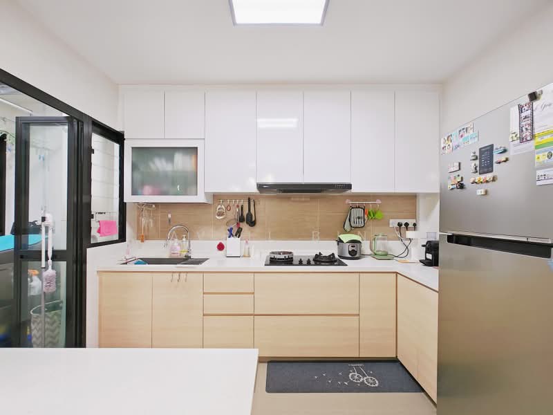 810A Choa Chu Kang Avenue 7, 810A Choa Chu Kang Avenue 7, 3 Bedrooms, 1,001 sqft, HDB Flat For Sale, by Avril Bin, 500167222 - Kitchen - PropertyGuru.com.sg