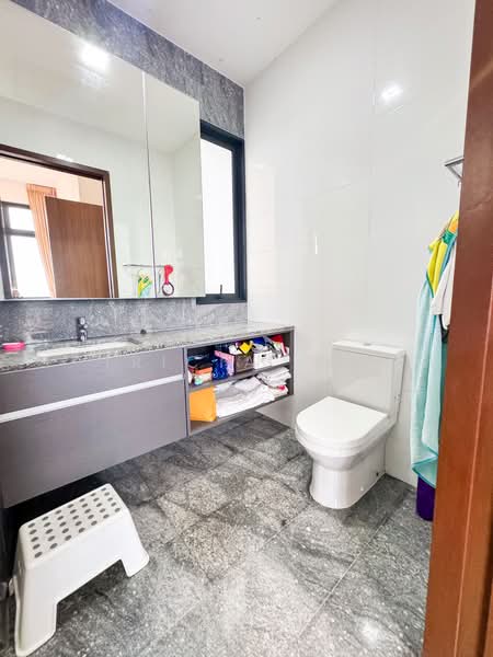 Eco Sanctuary, 65 Chestnut Avenue, 2 Bedrooms, 753 sqft, Condominium For Sale, by Tricia Low, 500167225 - Bathroom - PropertyGuru.com.sg