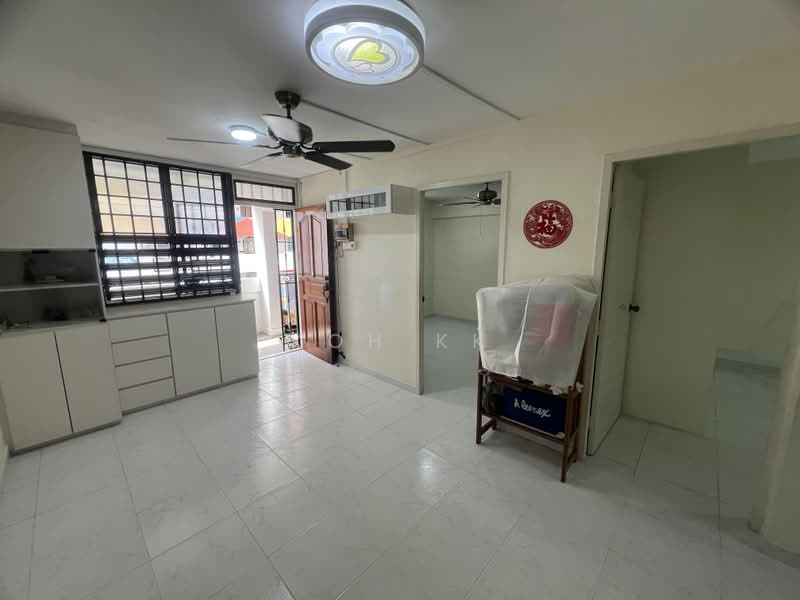 40 Circuit Road, 40 Circuit Road, 2 Bedrooms, 613 sqft, HDB Flat For Sale, by Koh KK, 500167229 - Living Room - PropertyGuru.com.sg