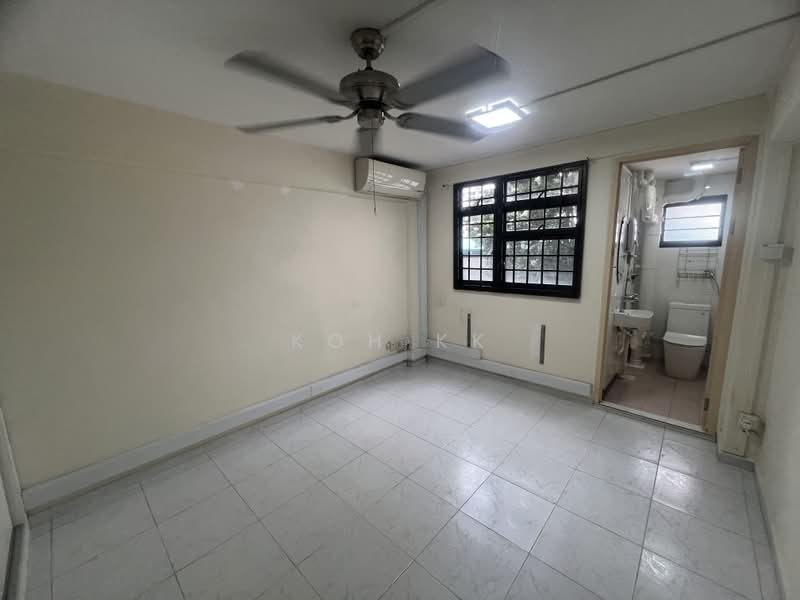 40 Circuit Road, 40 Circuit Road, 2 Bedrooms, 613 sqft, HDB Flat For Sale, by Koh KK, 500167229 - Master-room - PropertyGuru.com.sg
