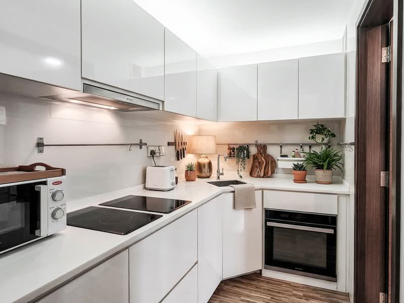 Suites De Laurel, 2 Jalan Anak Bukit, 2 Bedrooms, 1,055 sqft, Condominium For Sale, by Koobin Tan, 500167249 - Kitchen - PropertyGuru.com.sg