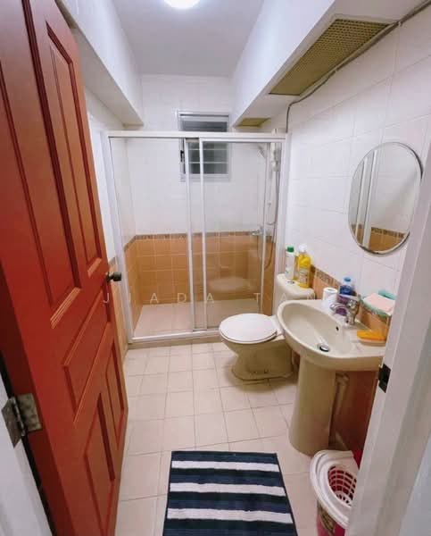 408C Fernvale Road, 408C Fernvale Road, Room Rental, 150 sqft, HDB Flat For Rent, by Jiada Tan, 500167251 - Bathroom - PropertyGuru.com.sg
