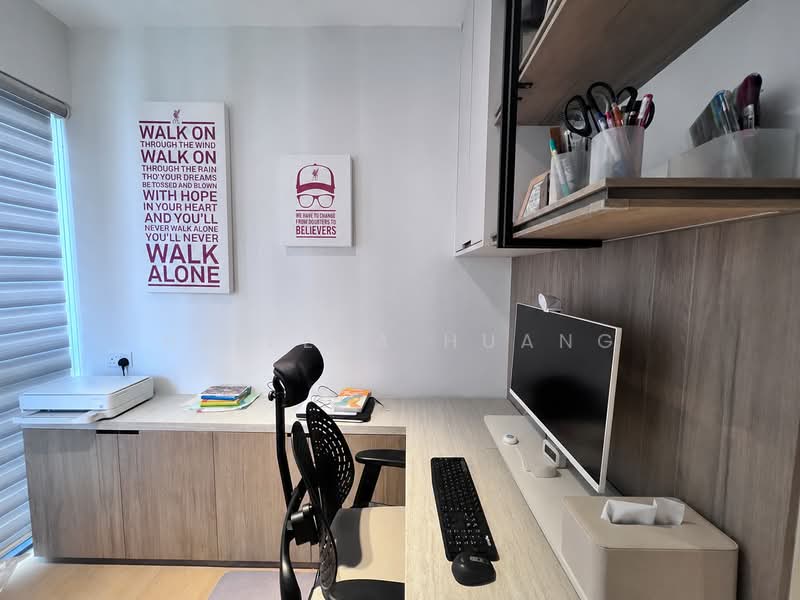 The Florence Residences, 91 Hougang Avenue 2, 5 Bedrooms, 1,679 sqft, Condominium For Sale, by Heleena Huang, 500167253 - Bedroom 4 - PropertyGuru.com.sg
