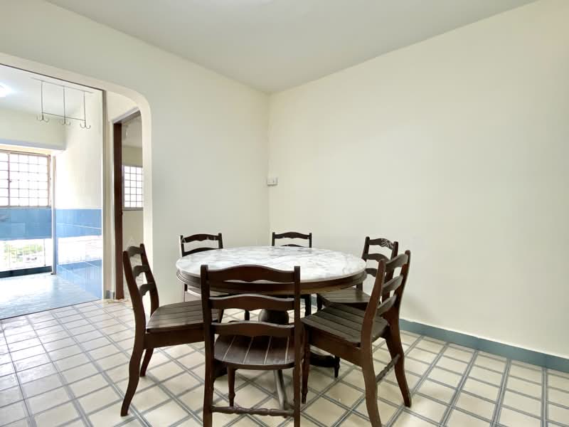 226 Jurong East Street 21, 226 Jurong East Street 21, 3 Bedrooms, 1,292 sqft, HDB Flat For Sale, by Alan Lai 赖家敬, 500167254 - Dining Room - PropertyGuru.com.sg