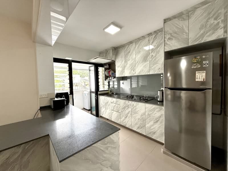 263 Toa Payoh Apex, 263 Toa Payoh East, 3 Bedrooms, 1,001 sqft, HDB Flat For Rent, by Aubrey Ang, 500167255 - Kitchen - PropertyGuru.com.sg