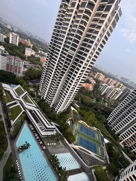 d'Leedon (Former Farrer Court), 13 Leedon Heights, 2 Bedrooms, 1,076 sqft, Condominium For Sale, by Shalynne Pek, 500167271 - Exterior - PropertyGuru.com.sg