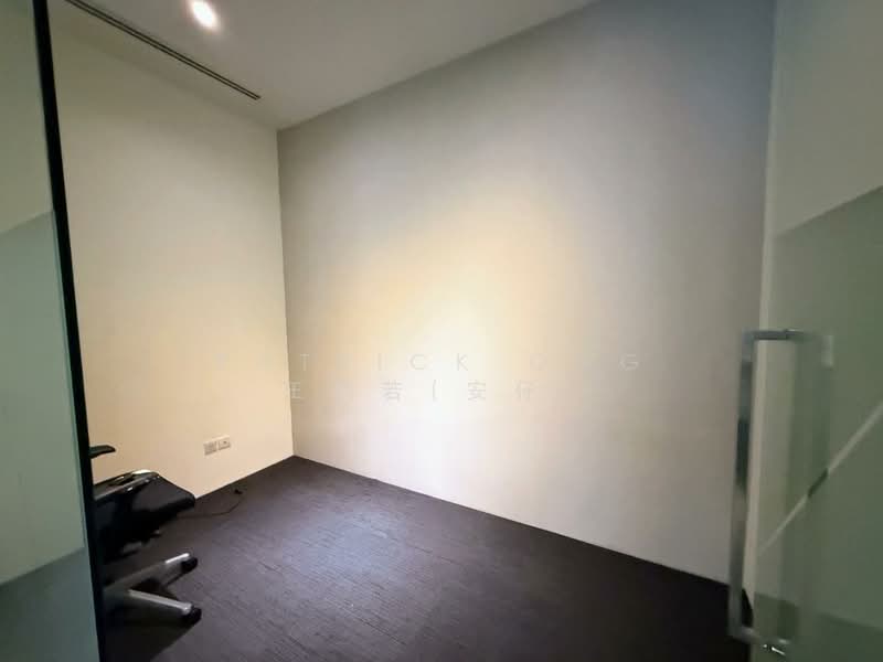 Prime Grade AAA Office in Raffles Place, Equipped with Wet Pantry, 2,300 sqft, Office For Rent, by Patrick Ong 王鹏若(安仔), 500167276 - Interior - CommercialGuru.com.sg