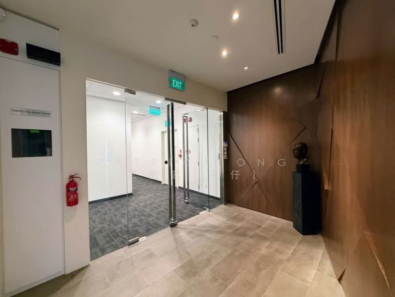 Prime Grade AAA Office in Raffles Place, Equipped with Wet Pantry, 2,300 sqft, Office For Rent, by Patrick Ong 王鹏若(安仔), 500167276 - Entrance - CommercialGuru.com.sg
