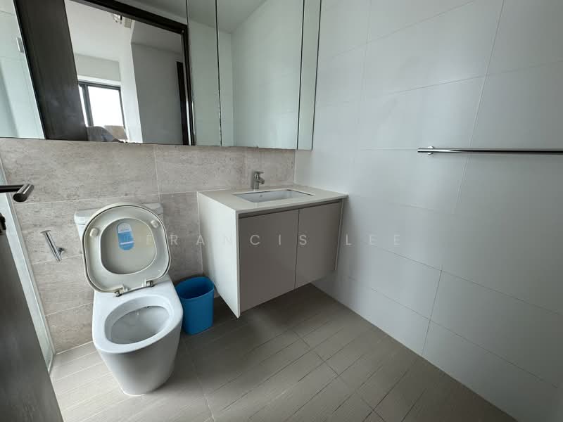Hundred Trees, 85 West Coast Drive, Room Rental, 150 sqft, Condominium For Rent, by Francis Lee, 500167279 - Bathroom - PropertyGuru.com.sg
