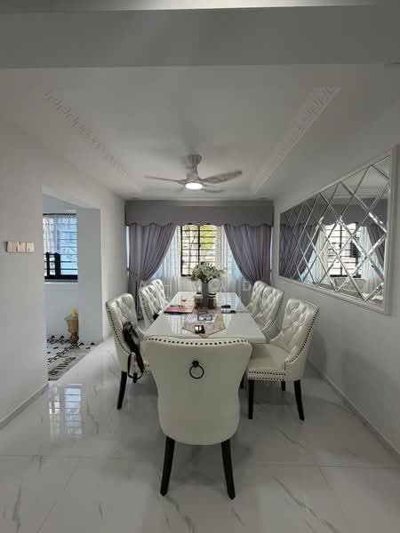 862 Tampines Street 83, 862 Tampines Street 83, 3 Bedrooms, 1,366 sqft, HDB Flat For Sale, by Ahmad Ibrahim, 500167281 - Dining Room - PropertyGuru.com.sg
