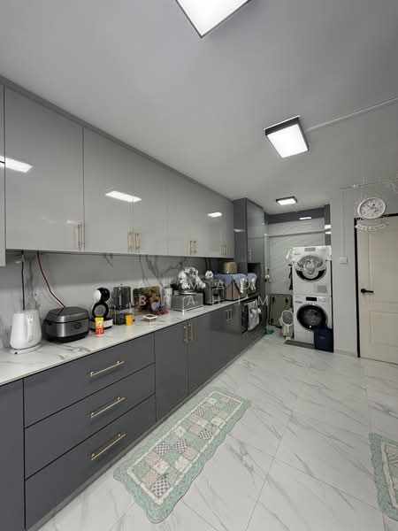 862 Tampines Street 83, 862 Tampines Street 83, 3 Bedrooms, 1,366 sqft, HDB Flat For Sale, by Ahmad Ibrahim, 500167281 - Kitchen - PropertyGuru.com.sg