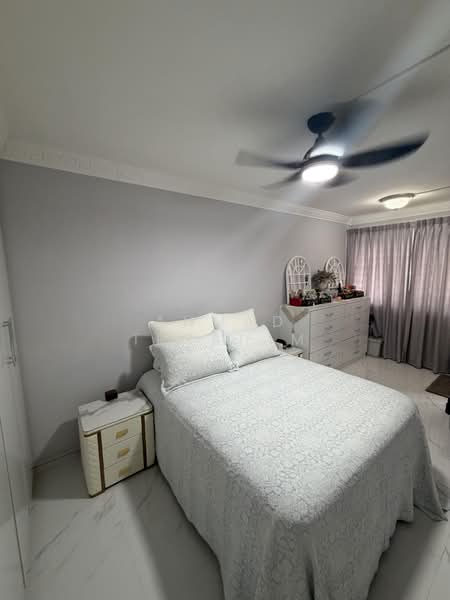 862 Tampines Street 83, 862 Tampines Street 83, 3 Bedrooms, 1,366 sqft, HDB Flat For Sale, by Ahmad Ibrahim, 500167281 - Bedroom - PropertyGuru.com.sg