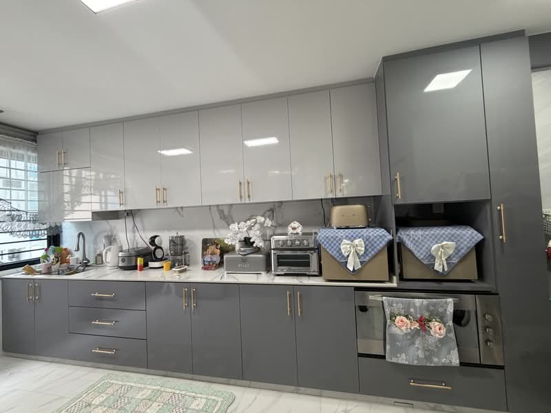 862 Tampines Street 83, 862 Tampines Street 83, 3 Bedrooms, 1,366 sqft, HDB Flat For Sale, by Ahmad Ibrahim, 500167281 - Kitchen - PropertyGuru.com.sg