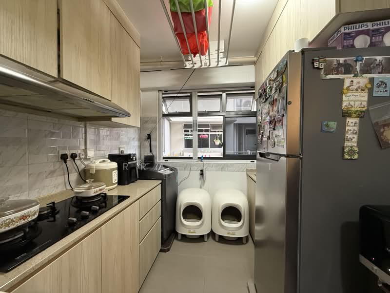 227A Ang Mo Kio Street 23, 227A Ang Mo Kio Street 23, 1 Bedroom, 409 sqft, HDB Flat For Sale, by Erra Samat, 500167287 - Kitchen - PropertyGuru.com.sg