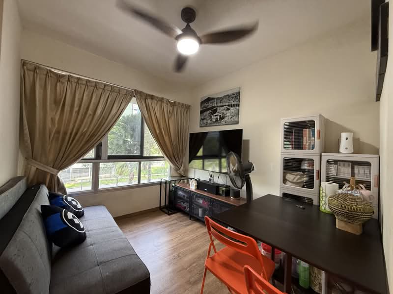 227A Ang Mo Kio Street 23, 227A Ang Mo Kio Street 23, 1 Bedroom, 409 sqft, HDB Flat For Sale, by Erra Samat, 500167287 - Living Room - PropertyGuru.com.sg