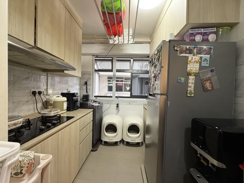 227A Ang Mo Kio Street 23, 227A Ang Mo Kio Street 23, 1 Bedroom, 409 sqft, HDB Flat For Sale, by Erra Samat, 500167287 - Kitchen - PropertyGuru.com.sg