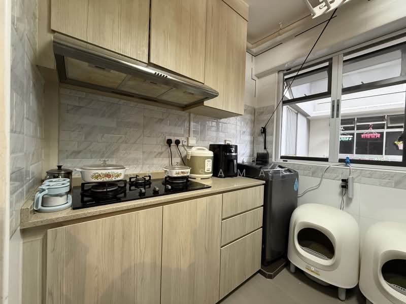 227A Ang Mo Kio Street 23, 227A Ang Mo Kio Street 23, 1 Bedroom, 409 sqft, HDB Flat For Sale, by Erra Samat, 500167287 - Kitchen - PropertyGuru.com.sg