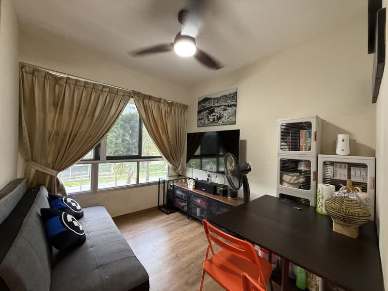 227A Ang Mo Kio Street 23, 227A Ang Mo Kio Street 23, 1 Bedroom, 409 sqft, HDB Flat For Sale, by Erra Samat, 500167287 - Living Room - PropertyGuru.com.sg