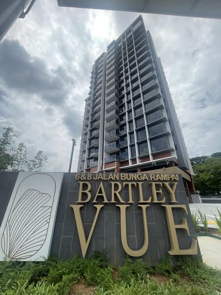 Bartley Vue, 8 Jalan Bunga Rampai, 2 Bedrooms, 947 sqft, Condominium For Sale, by Eugene Tay, 500167305 - Exterior - PropertyGuru.com.sg