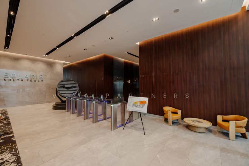 Solaris @ One-North, 1 Fusionopolis Walk, 22,795 sqft, Business / Science Park For Rent, by Vita Partners, 500167338 - Entrance - CommercialGuru.com.sg