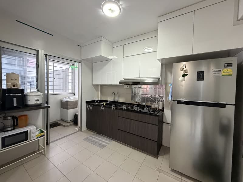 694B Woodlands Drive 62, 694B Woodlands Drive 62, 3 Bedrooms, 1,001 sqft, HDB Flat For Sale, by Poh Wei Qiang (Warren), 500167349 - Kitchen - PropertyGuru.com.sg