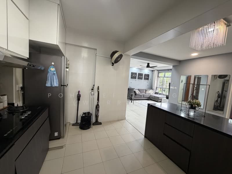 694B Woodlands Drive 62, 694B Woodlands Drive 62, 3 Bedrooms, 1,001 sqft, HDB Flat For Sale, by Poh Wei Qiang (Warren), 500167349 - Kitchen - PropertyGuru.com.sg
